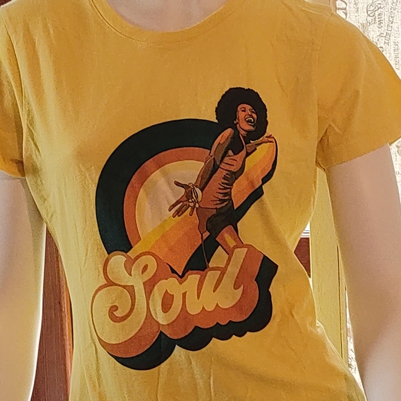 Source Unknown Tops - Soul Graphic T-Shirt Yellow Medium